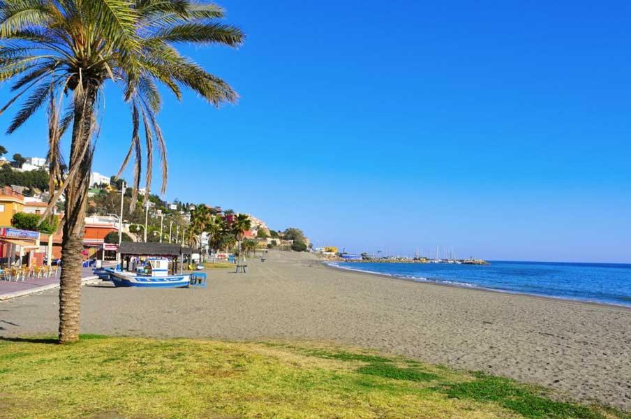 Апартаменты Navegante Playa 2 Малага Экстерьер фото